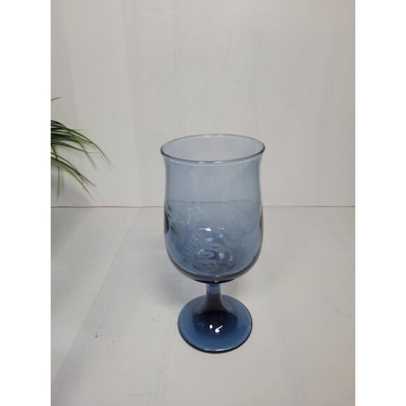 8 Vintage Pfaltzgraff Yorktowne Tulip Goblets 12 oz  Etched  Blue - Picture 2 of 4